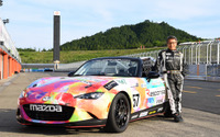 【MX-5カップジャパン 第3戦】いよいよ迎えた決勝レース、ドライバー松田秀士がレポート 画像