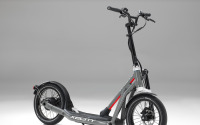 BMW、電動キックスクーター『X2City』発表…最高速25km/h、航続35km 画像