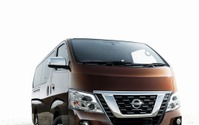 【日産 NV350キャラバン 改良新型】バン全車に自動ブレーキを標準設定…安全装備充実 画像
