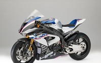 BMWモトラッド、レース専用車 HP4 RACE の受注開始…1000万円 画像