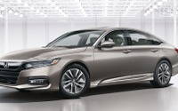 ホンダ アコード 新型、ハイブリッドも登場…新世代2モーターシステム搭載 画像