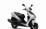 ヤマハ シグナスX XC125SR、カラーリング変更…新排出ガス規制にも適合 画像