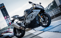 【BMW S1000RR 試乗】コントロール性の高さと安心感が、もっと攻めようという気にさせる…青木タカオ 画像
