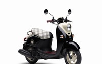 ヤマハ ビーノ、20周年記念限定モデルを発売…オリジナルチェック柄シートなど 画像