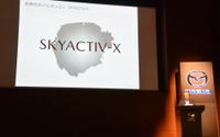 マツダ藤原専務「人馬一体の走りをフルサポートするエンジン」…SKYACTIV-X 画像