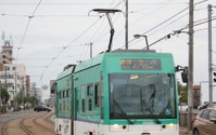 函館の路面電車が北方領土返還を要求…運賃は無料 8月25日 画像