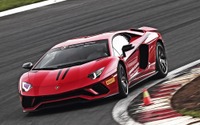 【ランボルギーニ アヴェンタドールS 試乗】この世界観、残念ながら日本車にはありません…桂伸一 画像