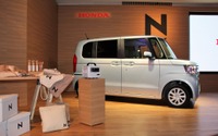 【ホンダ N-BOX 新型】N for Lifeで新たな世界観を提案…佐藤可士和氏 画像