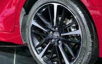 【トヨタ カムリ 新型】曙ブレーキ、リヤブレーキパッドを供給 画像