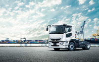 三菱ふそう、大型トラック新型スーパーグレートにトラクタ車型を追加 画像