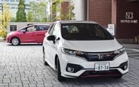 【ホンダ フィットRS 試乗】どうせ売れないなら、フリークをうならせる足回りに…井元康一郎 画像