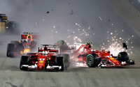【F1 シンガポールGP】スタート直後の大波乱でフェラーリ2台リタイア、ハミルトンが今季7勝目 画像