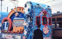 45年ぶり、横浜市電の「花電車」が復活…保存の無蓋貨車にイルミネーション 9月23日 画像