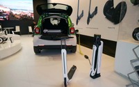 【フランクフルトモーターショー2017】EVからのラストマイル…セグウェイがキックスクーター発表 画像