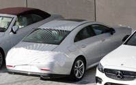 メルセデス CLS 次期型、“美しすぎる”リアデザインが完全露出 画像