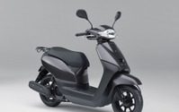 ホンダ、原付スクーター タクト のカラーバリエーション変更…新排ガス規制にも対応 画像