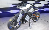 【東京モーターショー2017】ヤマハ、AI搭載の モトロイド など6モデル初公開…四輪コンセプトも 画像