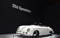 【東京モーターショー2017】ポルシェブース、356からパナメーラまで新旧スポーツを出展 画像