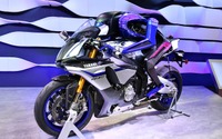 【東京モーターショー2017】ロッシの背中が見えた…200km/hで走れるヤマハ自律型ロボット 画像