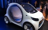 【東京モーターショー2017】会場でしか見られない、オンライン専売車を展示するスマート 画像