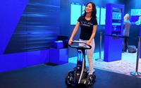 【ITS世界会議2017】アイシンがパーソナルモビリティ『ILY-Ai』の最新版をワールドプレミア 画像
