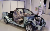 バッテリー電圧は初代プリウスより下がっているが容量は進化…トヨタ電動化技術 画像