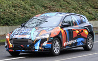 「アートすぎる」開発車を目撃!次期 フォーカス のダブルヌード 画像