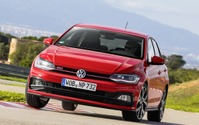 VW ポロ GTI 新型、ドイツ価格は2万3950ユーロから…デジタルコクピット搭載 画像