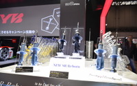 KYBの“走りを楽しくする”足回り、NEW SR Rebornから競技用ショックアブソーバーまで…東京オートサロン2018 画像
