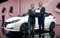 日産 リーフ 新型、米グリーンカーオブザイヤー受賞…デトロイトモーターショー2018で発表 画像