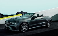 メルセデス Eクラスカブリオレ 新型、流麗かつスポーティなフォルムに最新安全運転支援システムを装備 画像