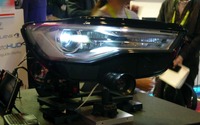 ヘッドライトをメガピクセル解像度で制御、TIがDLPチップセットを発表…CES 2018 画像
