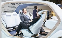 アディエントの自動運転向けシート、前後にエアバッグ内蔵…デトロイトモーターショー2018 画像
