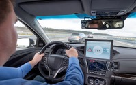 ボッシュ、5G方式によるセルラーV2Xの実証実験に成功…コネクトカーが相互通信 画像