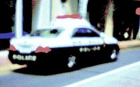 高齢者運転のクルマが鉄道線路に誤進入---その前に事故を起こしていた? 画像