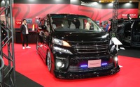 新旧ヴェルファイア、BRZ、GT-RをLEDカスタムしたバレンティ…東京オートサロン2018詳細画像 画像