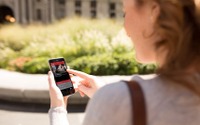 目指すはキーなしのレンタカー、コンチネンタルの新開発スマホ認証…MWC 2018で発表へ 画像
