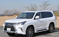【レクサス LX570 2列シート 試乗】国産車でライバルを見つけるのは難しい…諸星陽一 画像