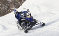 まだ間に合う「スノーモビル」…自転車よりも簡単?バイクともスキーとも違う新感覚 画像