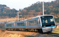 JR初の振子式車両が3月17日限りで定期運行を終了…JR四国2000系試作車 画像
