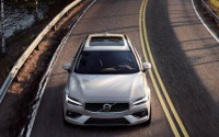 ボルボ V60 新型、部分自動運転が可能…ジュネーブモーターショー2018で公開へ 画像