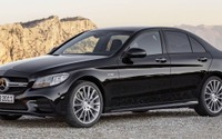 メルセデスAMG C43 に改良新型、390hpに強化…ジュネーブモーターショー2018で発表へ 画像