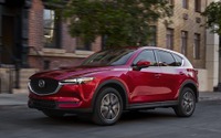 マツダ CX-5 が残る、世界カーオブザイヤーの最終選考3台 画像