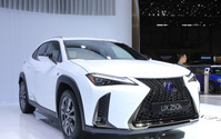 レクサス「UX」人気の小型SUV市場に殴り込み…ジュネーブモーターショー2018詳細画像 画像