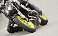 【ブリヂストン BATTLAX SPORT TOURING T31 試乗】不安なく車体を寝かせていける…青木タカオ 画像