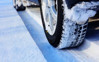 2月の自動車タイヤ販売本数、寒波襲来の効果で4カ月連続プラス 画像