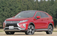 【三菱 エクリプスクロス 試乗】CX-5 や C-HR に対抗できる“武器”はあるか…中村孝仁 画像