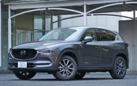 【マツダ CX-5 2.5リットルガソリン 試乗】絶対的な自信のディーゼルを打ち負かす燃費性能…中村孝仁 画像