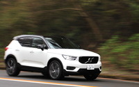 【ボルボ XC40 試乗】ジェントルにも、相当にパワフルにも走れるクルマ…青山尚暉 画像