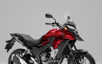 ホンダがクロスオーバー 400X のカラーリングを変更、ABSを標準装備 画像